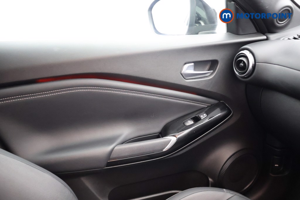 Nissan Juke Tekna Automatic Petrol SUV - Stock Number (1678586) - 13th supplementary image