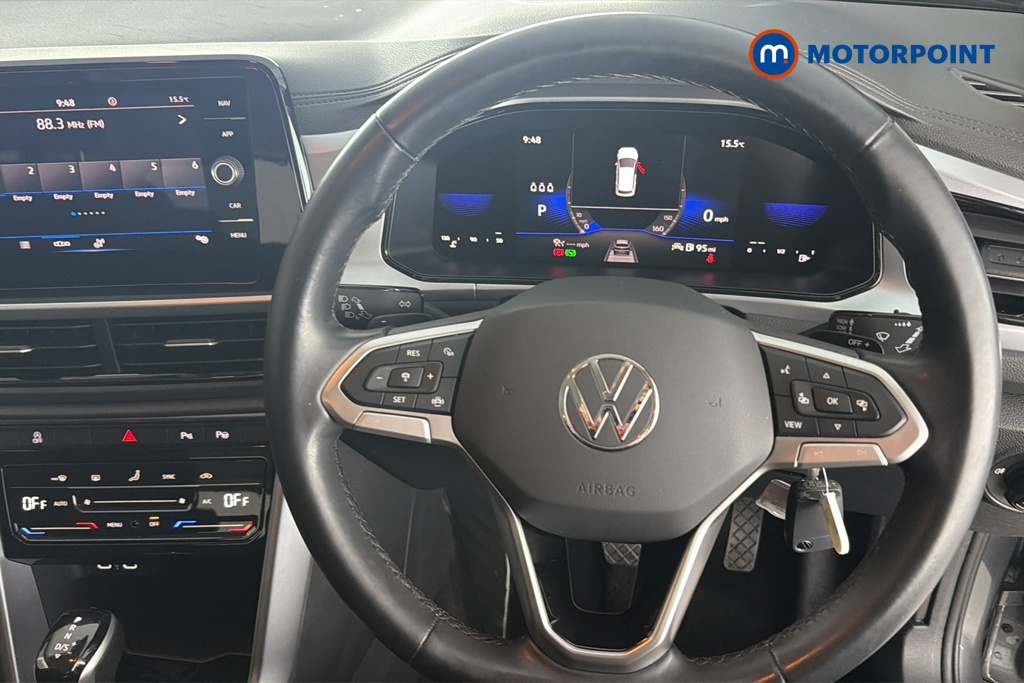 Volkswagen T-Roc Life Automatic Petrol SUV - Stock Number (1678753) - 2nd supplementary image