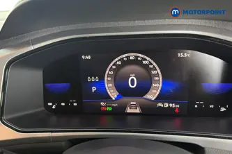 Volkswagen T-Roc Life Automatic Petrol SUV - Stock Number (1678753) - 7th supplementary image