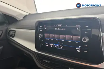 Volkswagen T-Roc Life Automatic Petrol SUV - Stock Number (1678753) - 8th supplementary image