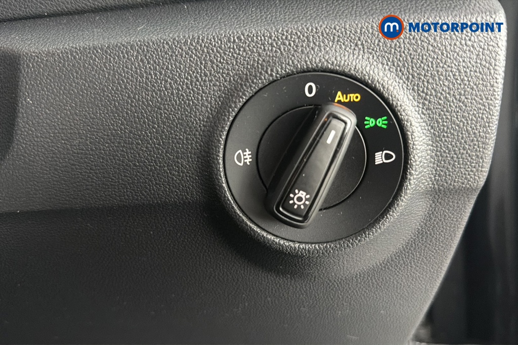 Volkswagen T-Roc Life Automatic Petrol SUV - Stock Number (1678753) - 11th supplementary image
