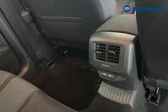 Volkswagen T-Roc Life Automatic Petrol SUV - Stock Number (1678753) - 28th supplementary image