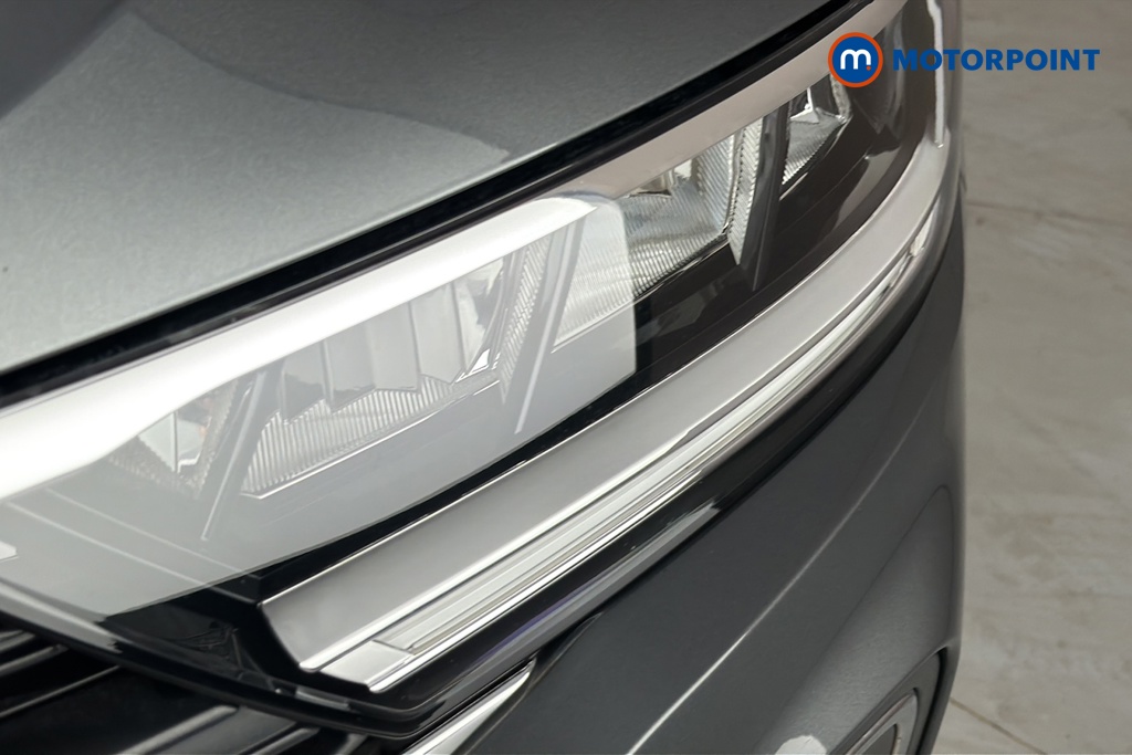 Volkswagen T-Roc Life Automatic Petrol SUV - Stock Number (1678753) - 42nd supplementary image