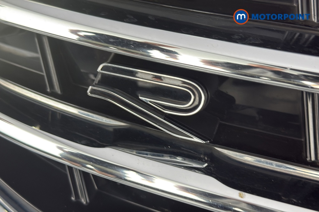 Volkswagen Tiguan R-Line Automatic Petrol SUV - Stock Number (1678757) - 993rd supplementary image