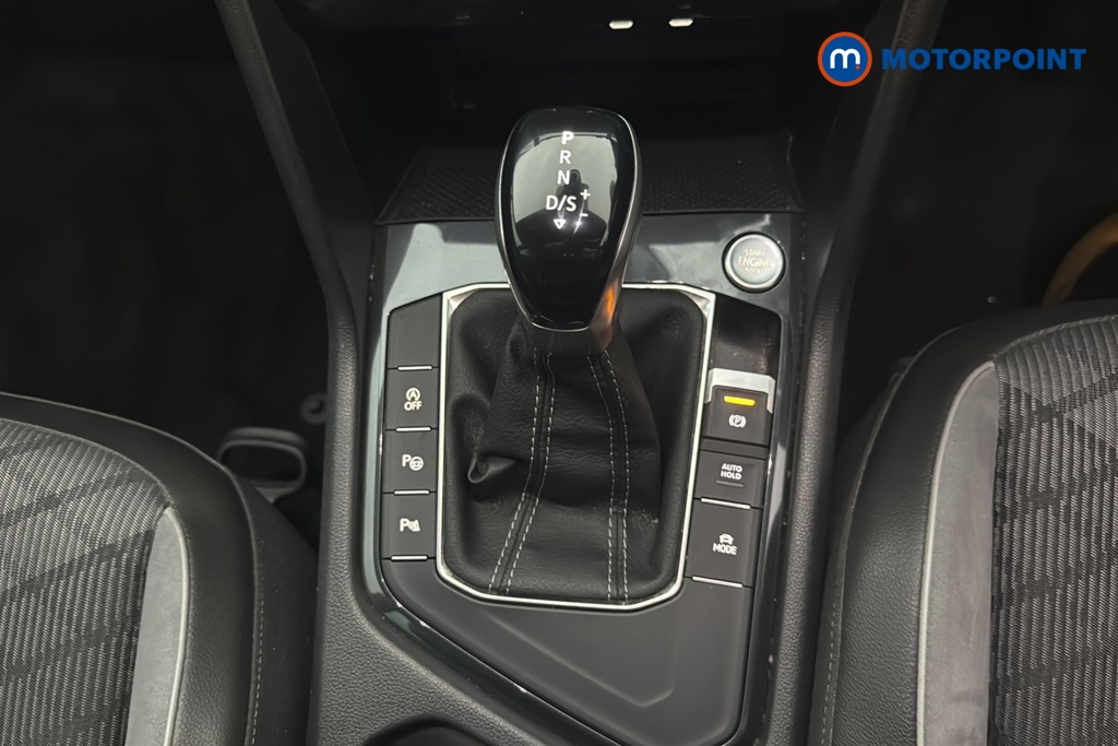 Volkswagen Tiguan R-Line Automatic Petrol SUV - Stock Number (1678757) - 15th supplementary image