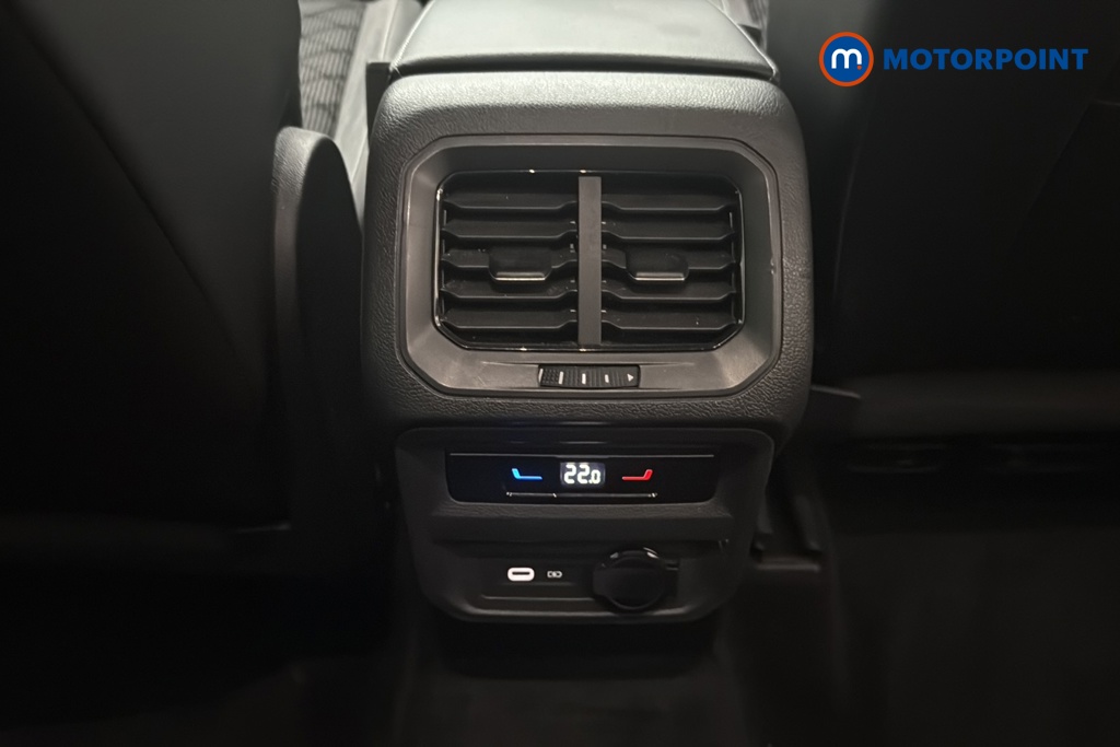 Volkswagen Tiguan R-Line Automatic Petrol SUV - Stock Number (1678757) - 28th supplementary image
