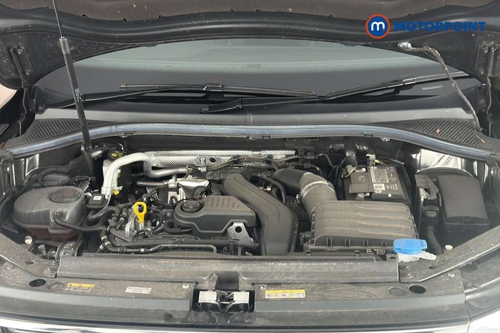Volkswagen Tiguan R-Line Automatic Petrol SUV - Stock Number (1678757) - 48th supplementary image