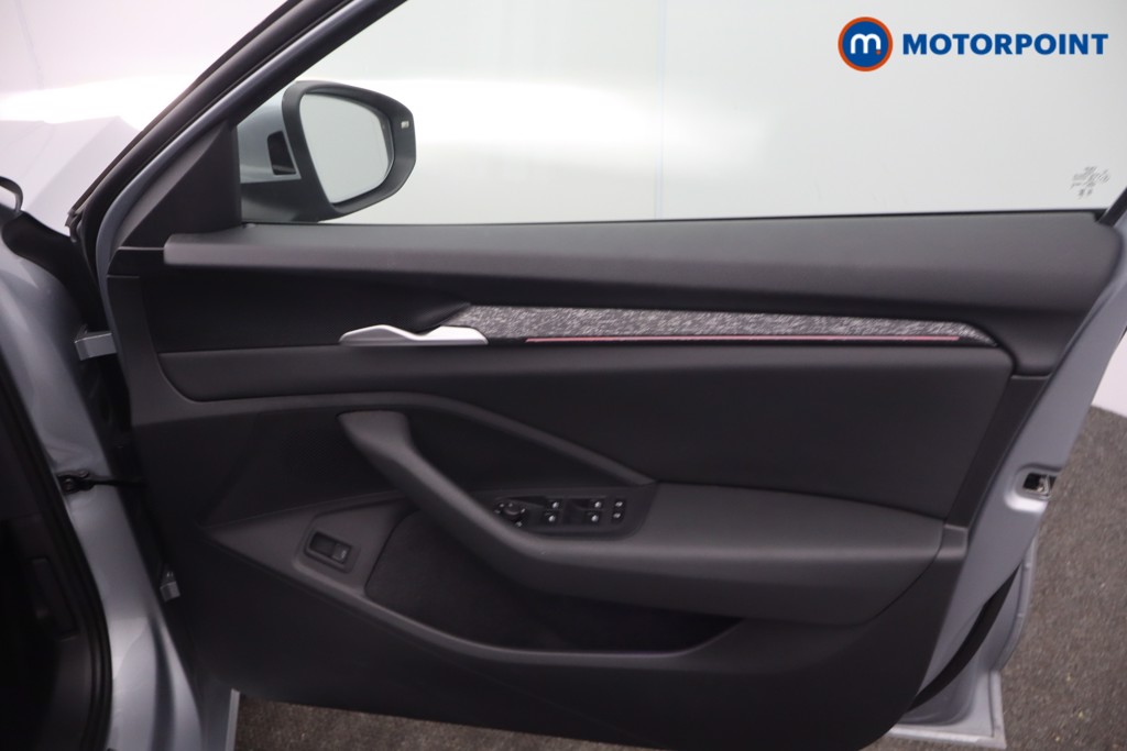 Skoda Superb Se L Automatic Petrol Estate - Stock Number (1678921) - 9th supplementary image