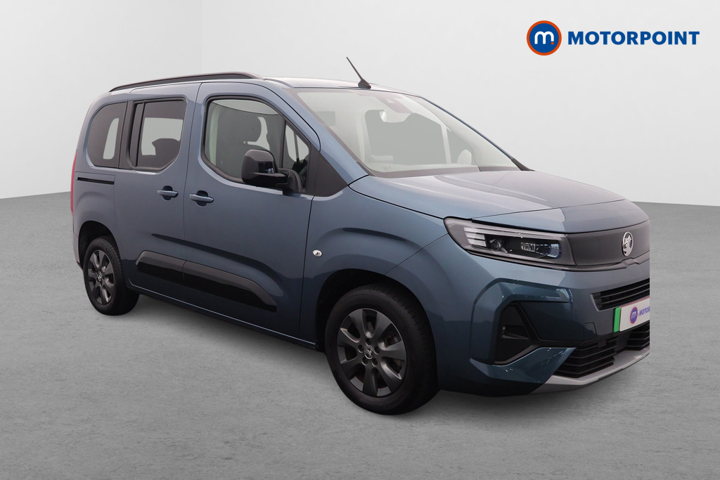Vauxhall Combo Life Ultimate Automatic Electric People Carrier - Stock Number (1679079) - Drivers side front corner