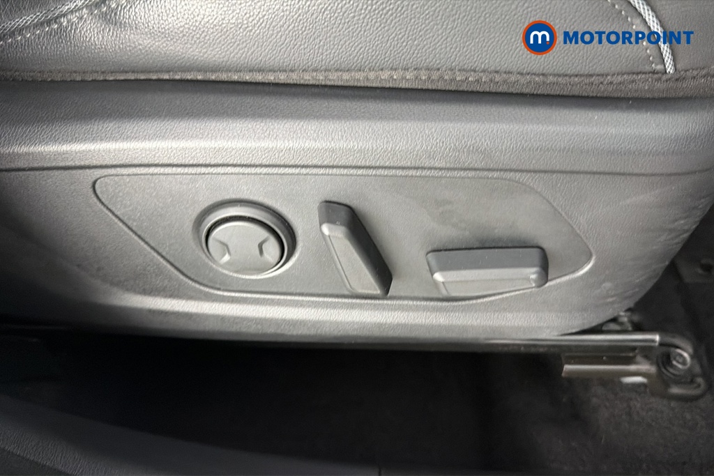 Hyundai Tucson Ultimate Automatic Petrol-Electric Hybrid SUV - Stock Number (1679161) - 23rd supplementary image
