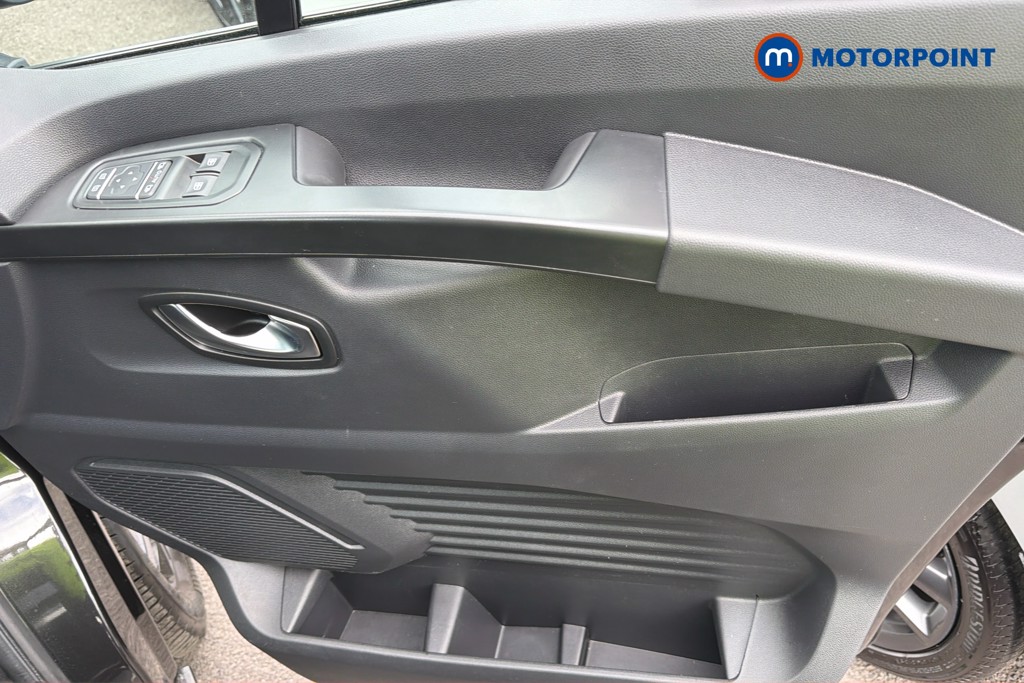 Renault Trafic Extra Sport Manual Diesel Panel Van - Stock Number (1679187) - 1st supplementary image