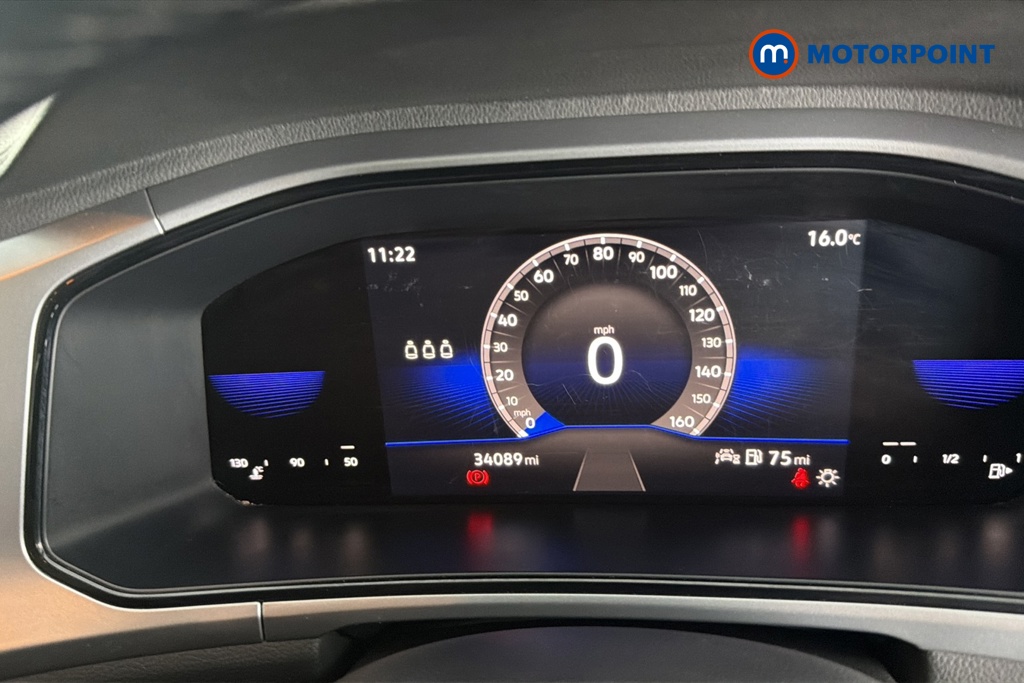 Volkswagen T-Roc Life Manual Petrol SUV - Stock Number (1679391) - 7th supplementary image