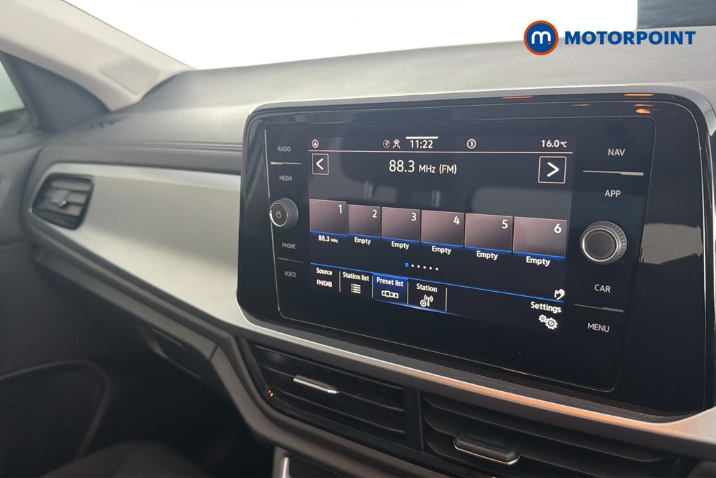 Volkswagen T-Roc Life Manual Petrol SUV - Stock Number (1679391) - 8th supplementary image