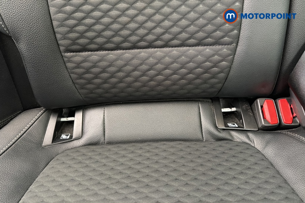 Ford Focus Titanium X Edition Manual Petrol Hatchback - Stock Number (1679482) - 27th supplementary image