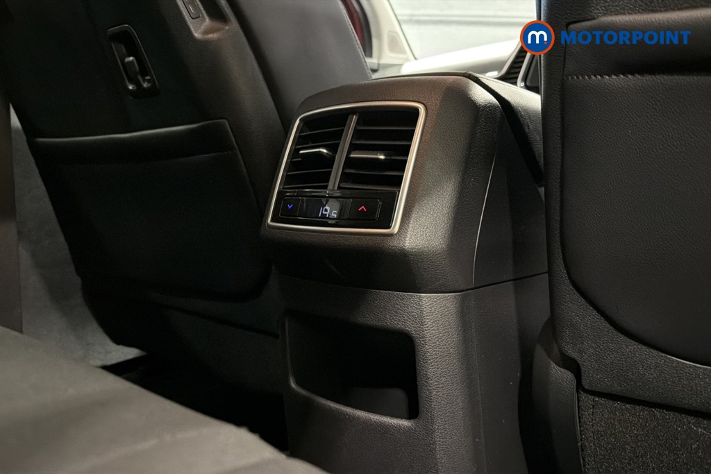 KIA Sportage 3 Automatic Petrol-Electric Hybrid SUV - Stock Number (1679598) - 28th supplementary image
