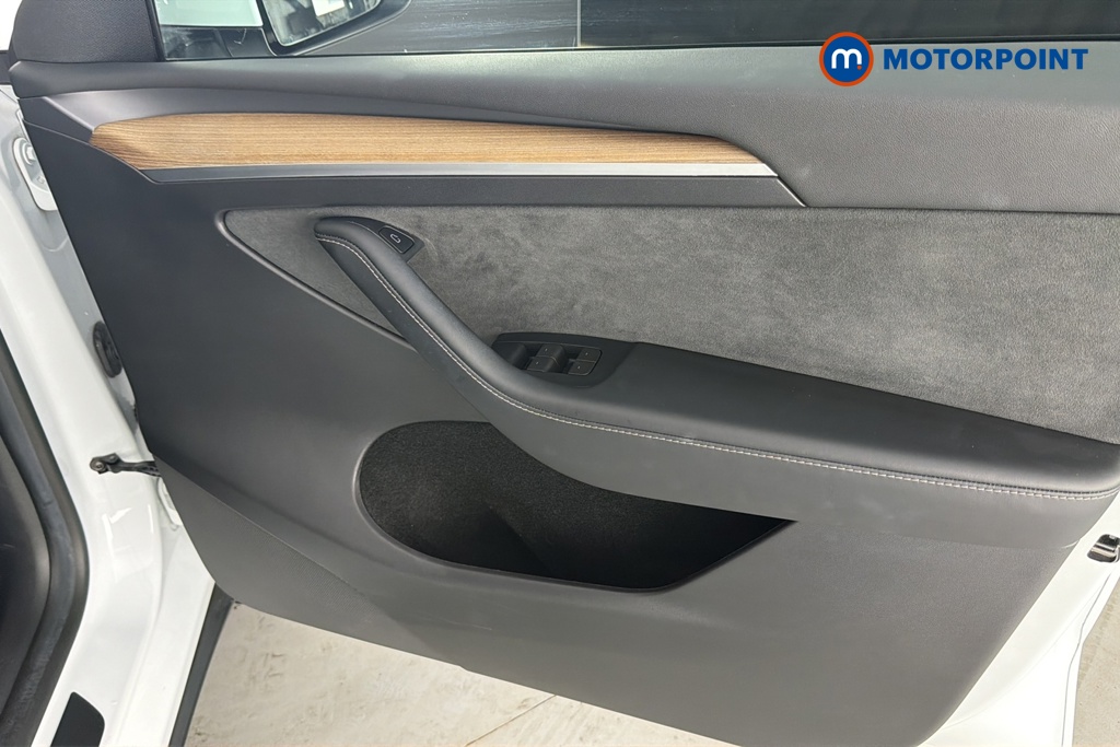 Tesla Model Y Rwd 5Dr Auto Automatic Electric SUV - Stock Number (1679863) - 18th supplementary image