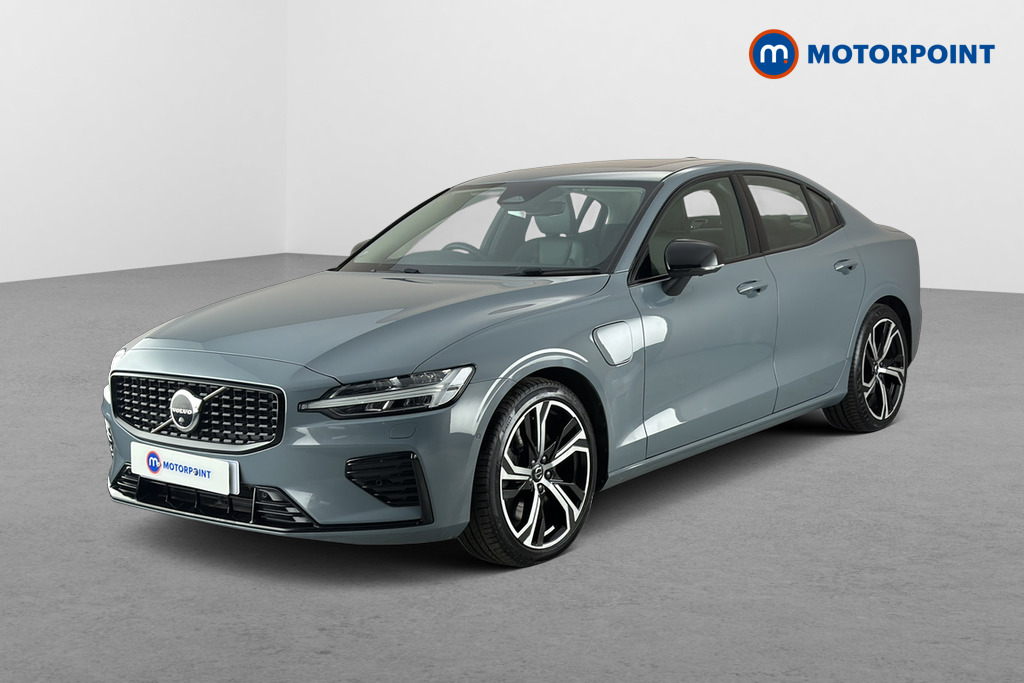 Volvo S60 Ultimate Automatic Petrol Plug-In Hybrid Saloon - Stock Number (1679864) - Passenger side front corner