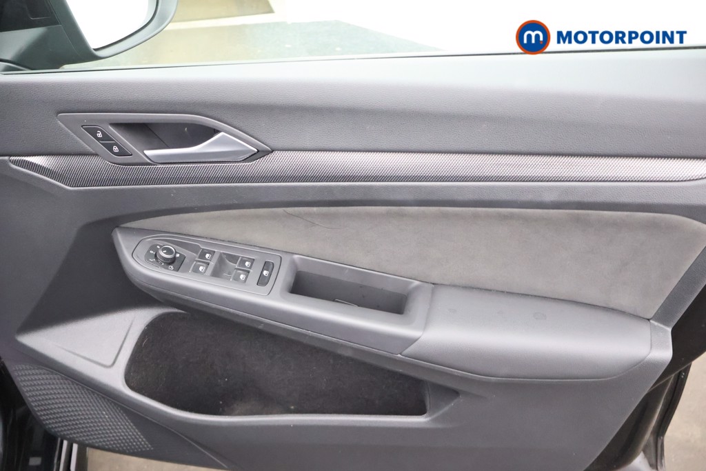 Volkswagen Golf R-Line Automatic Petrol Hatchback - Stock Number (1680363) - 14th supplementary image
