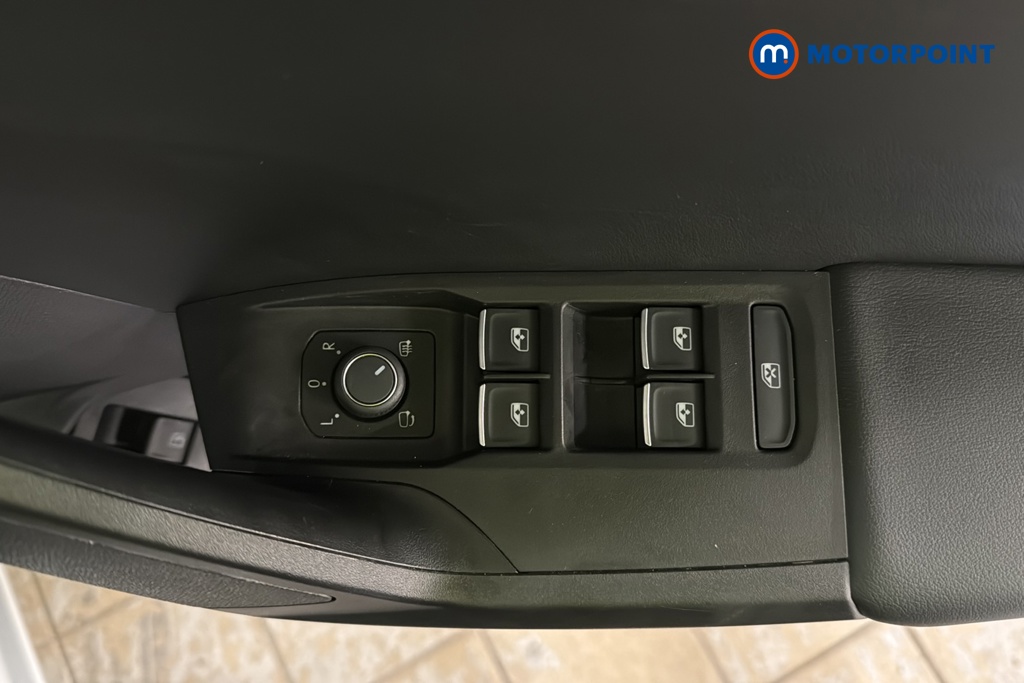 Seat Leon FR Automatic Petrol Plug-In Hybrid Hatchback - Stock Number (1599672) - 19th supplementary image