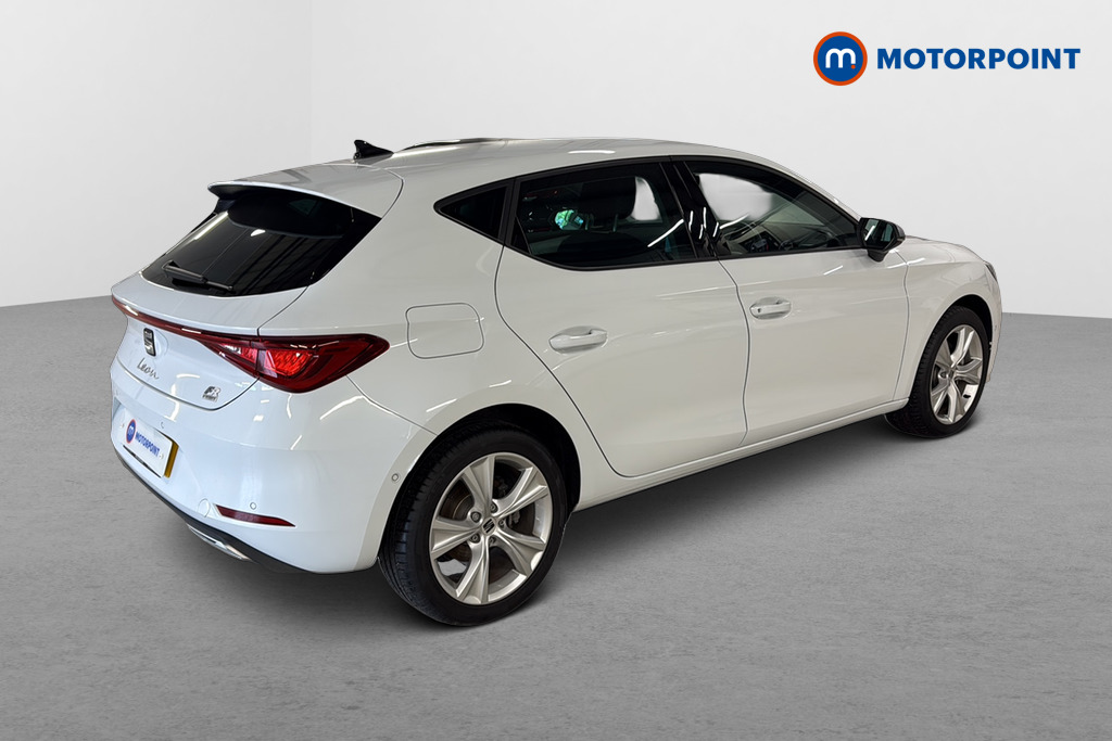 Seat Leon FR Automatic Petrol Plug-In Hybrid Hatchback - Stock Number (1599672) - Passenger side rear corner