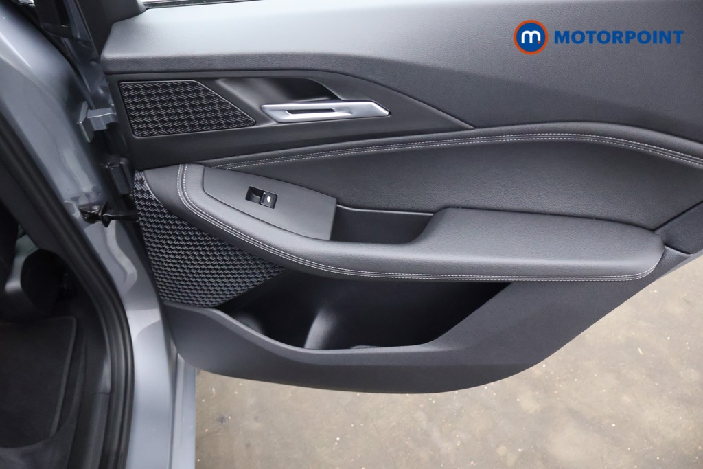 BMW 2 Series Luxury Automatic Petrol Plug-In Hybrid Estate - Stock Number (1652791) - 25th supplementary image