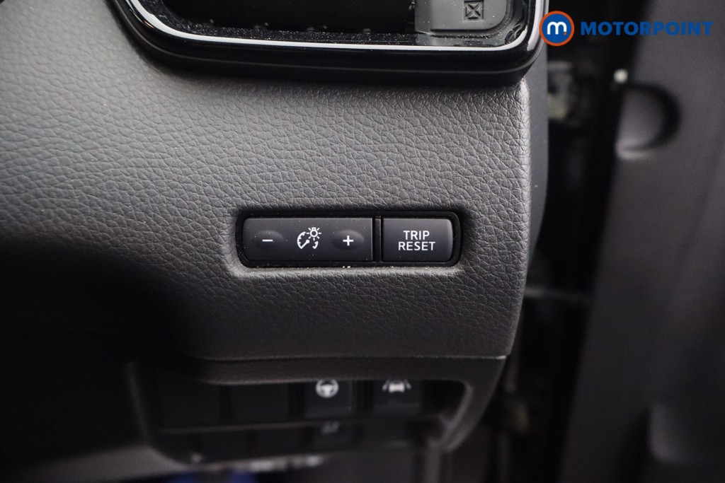 Nissan Qashqai N-Tec Manual Petrol SUV - Stock Number (1654282) - 8th supplementary image