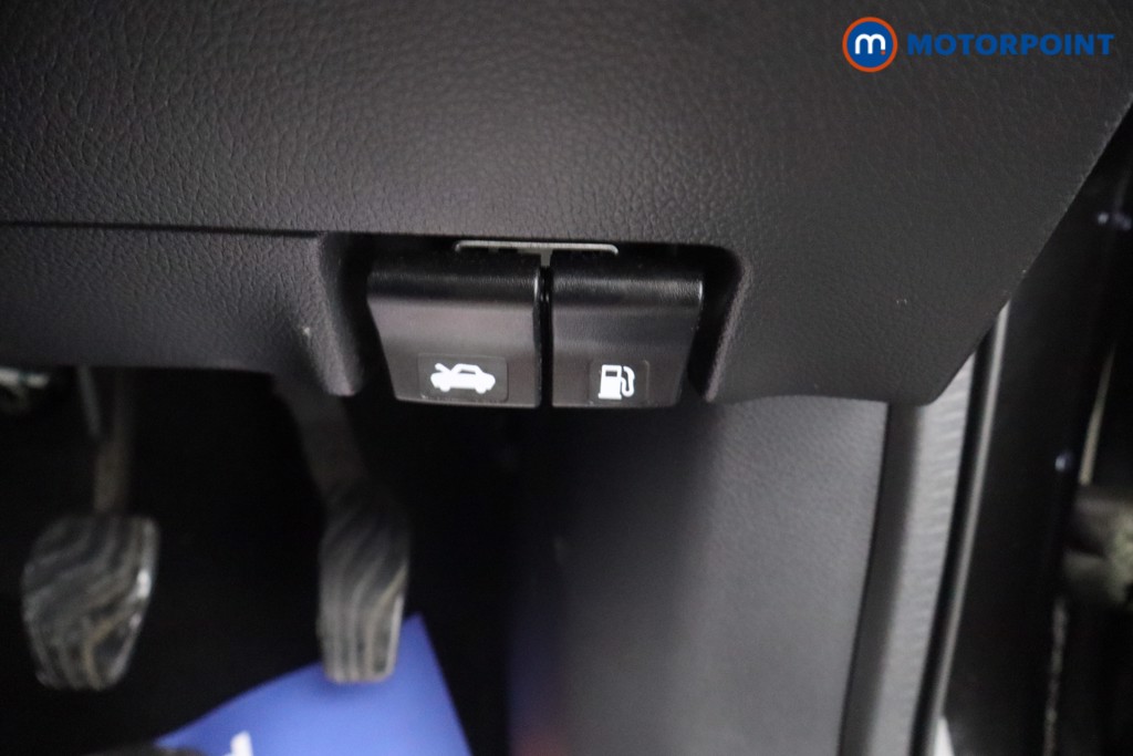 Nissan Qashqai N-Tec Manual Petrol SUV - Stock Number (1654282) - 10th supplementary image