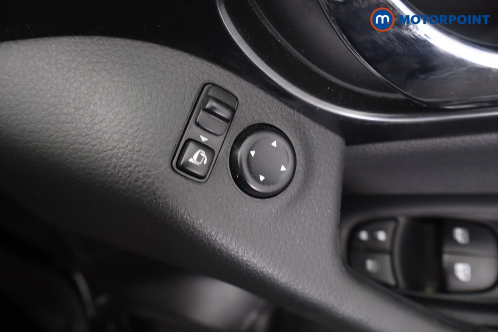Nissan Qashqai N-Tec Manual Petrol SUV - Stock Number (1654282) - 29th supplementary image