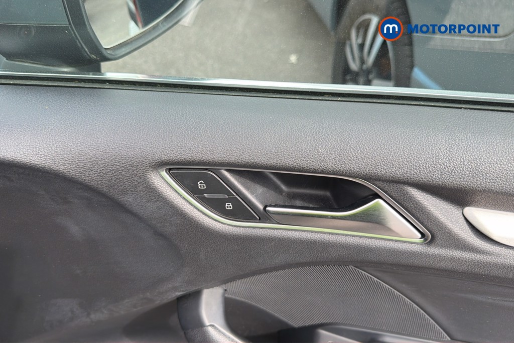 Audi A3 S Line Manual Petrol Saloon - Stock Number (1665010) - 3rd supplementary image