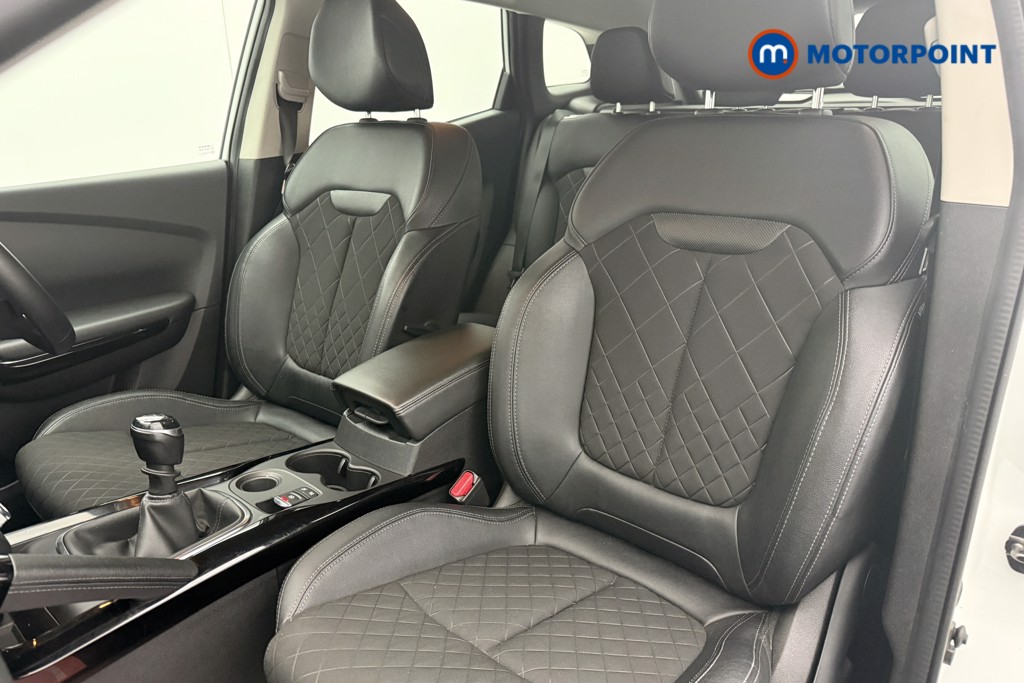Renault Kadjar Iconic Manual Petrol SUV - Stock Number (1665655) - 3rd supplementary image
