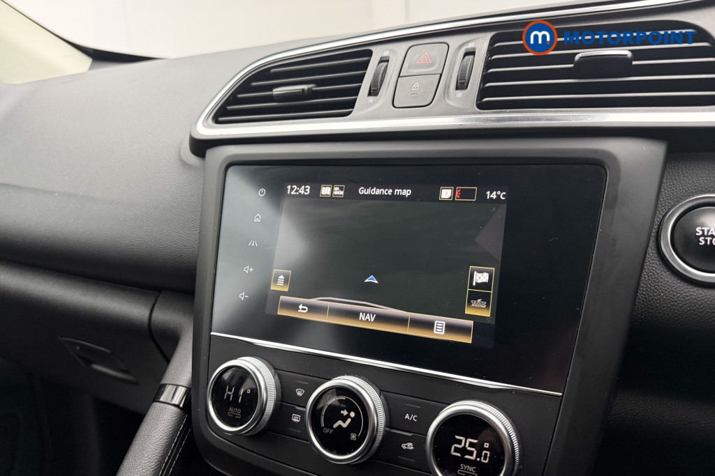 Renault Kadjar Iconic Manual Petrol SUV - Stock Number (1665655) - 13th supplementary image