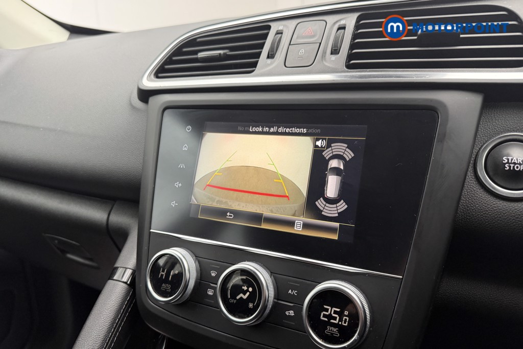 Renault Kadjar Iconic Manual Petrol SUV - Stock Number (1665655) - 14th supplementary image