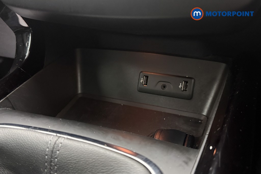 Renault Kadjar Iconic Manual Petrol SUV - Stock Number (1665655) - 16th supplementary image