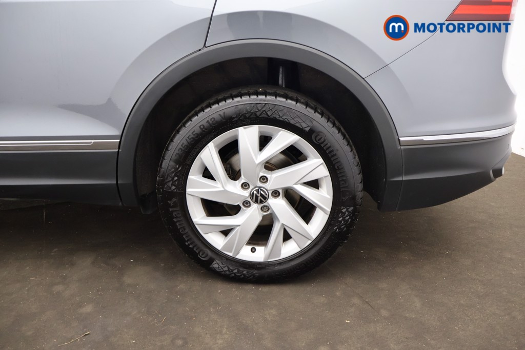 Volkswagen Tiguan Allspace Life Automatic Petrol SUV - Stock Number (1666347) - 3rd supplementary image