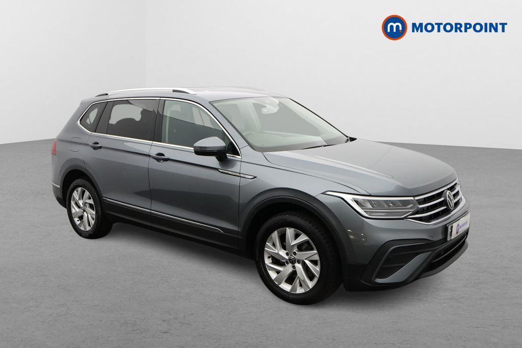 Volkswagen Tiguan Allspace Life Automatic Petrol SUV - Stock Number (1666347) - Drivers side front corner
