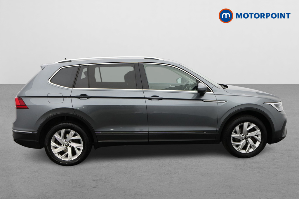 Volkswagen Tiguan Allspace Life Automatic Petrol SUV - Stock Number (1666347) - Drivers side
