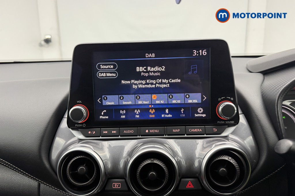 Nissan Juke N-Connecta Automatic Petrol-Electric Hybrid SUV - Stock Number (1666947) - 2nd supplementary image
