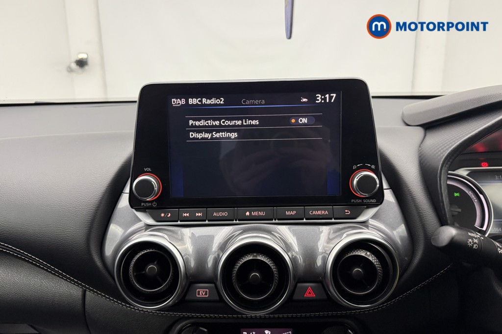 Nissan Juke N-Connecta Automatic Petrol-Electric Hybrid SUV - Stock Number (1666947) - 7th supplementary image