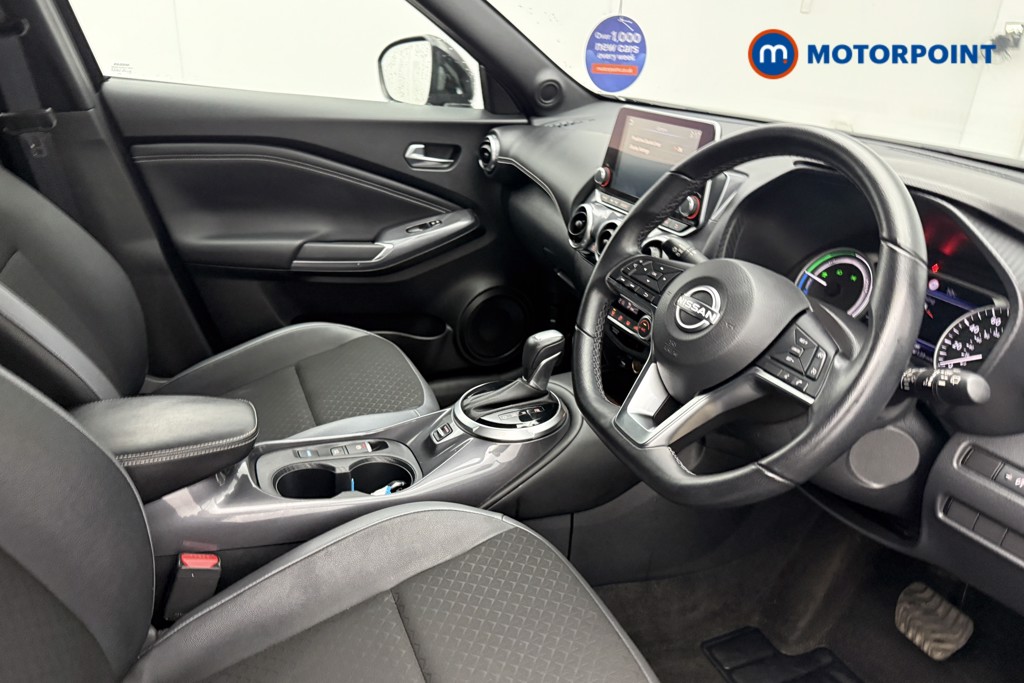 Nissan Juke N-Connecta Automatic Petrol-Electric Hybrid SUV - Stock Number (1666947) - 21st supplementary image