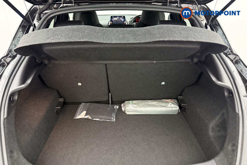 Nissan Juke N-Connecta Automatic Petrol-Electric Hybrid SUV - Stock Number (1666947) - 28th supplementary image
