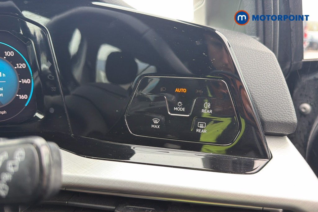 Volkswagen Golf Life Manual Petrol Hatchback - Stock Number (1671942) - 16th supplementary image