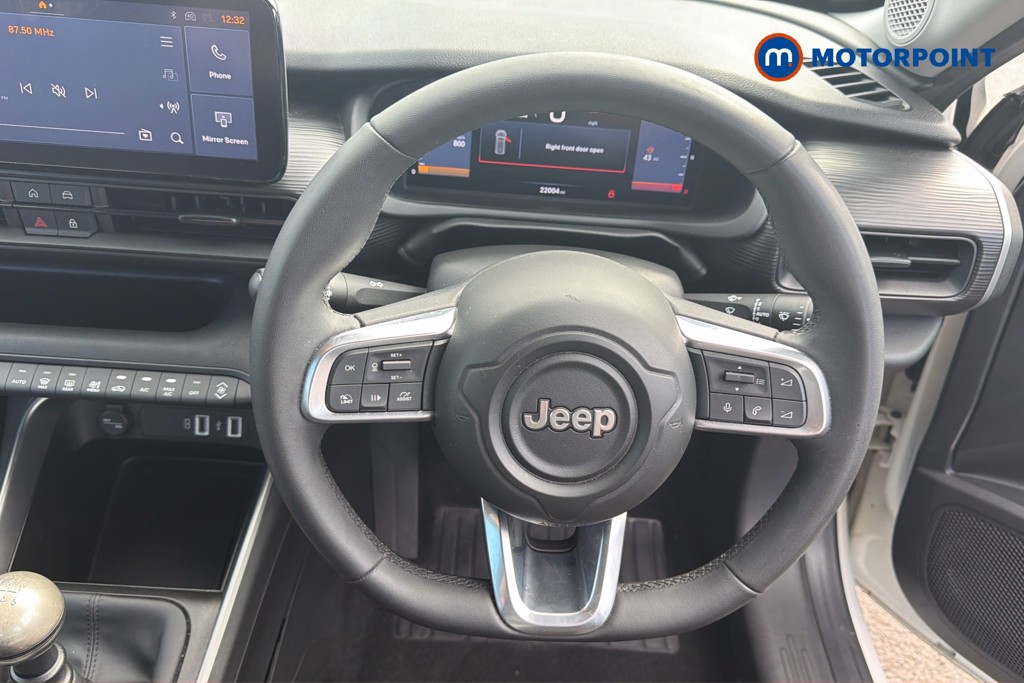 Jeep Avenger Altitude Manual Petrol SUV - Stock Number (1672038) - 6th supplementary image