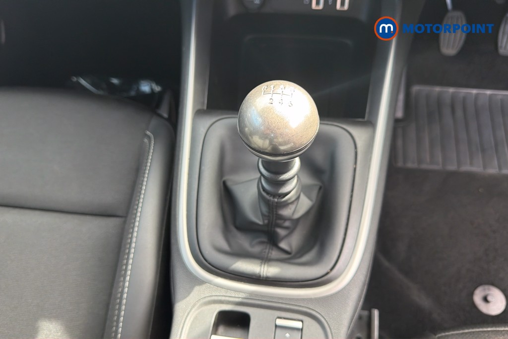 Jeep Avenger Altitude Manual Petrol SUV - Stock Number (1672038) - 15th supplementary image
