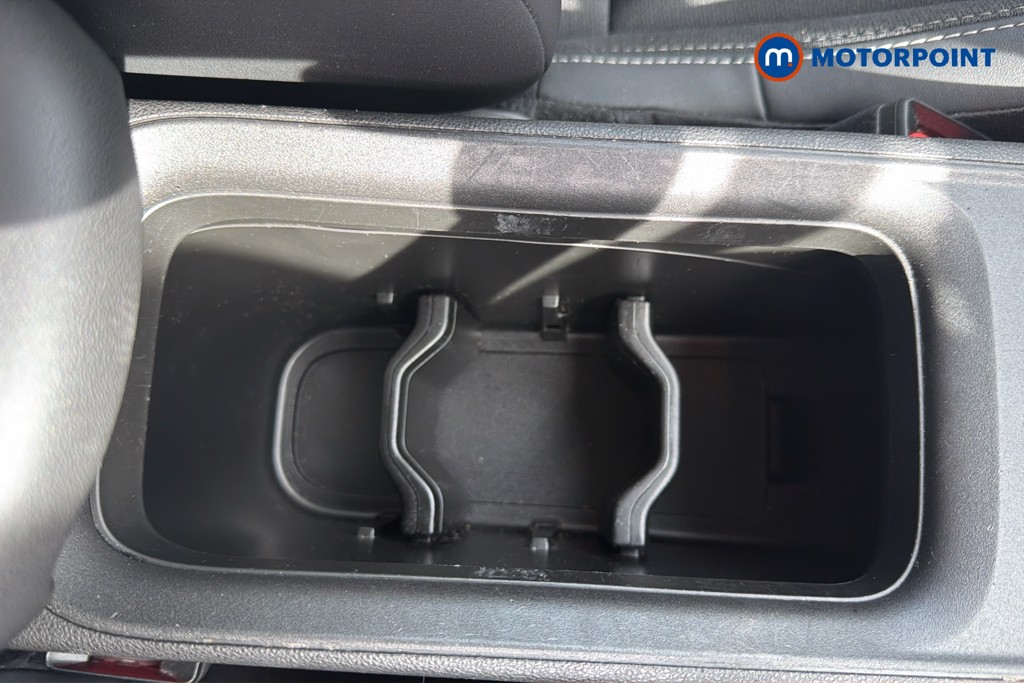 Jeep Avenger Altitude Manual Petrol SUV - Stock Number (1672038) - 17th supplementary image