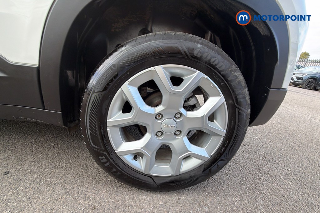 Jeep Avenger Altitude Manual Petrol SUV - Stock Number (1672038) - 20th supplementary image