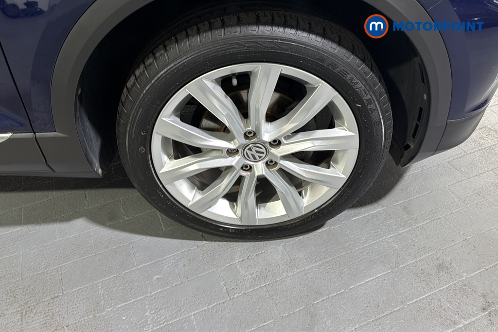 Volkswagen T-Roc SEL Manual Petrol SUV - Stock Number (1672591) - 47th supplementary image