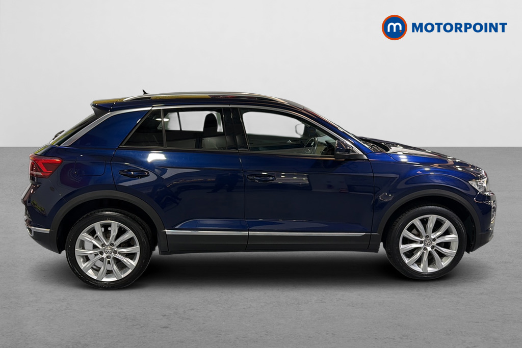 Volkswagen T-Roc SEL Manual Petrol SUV - Stock Number (1672591) - Passenger side