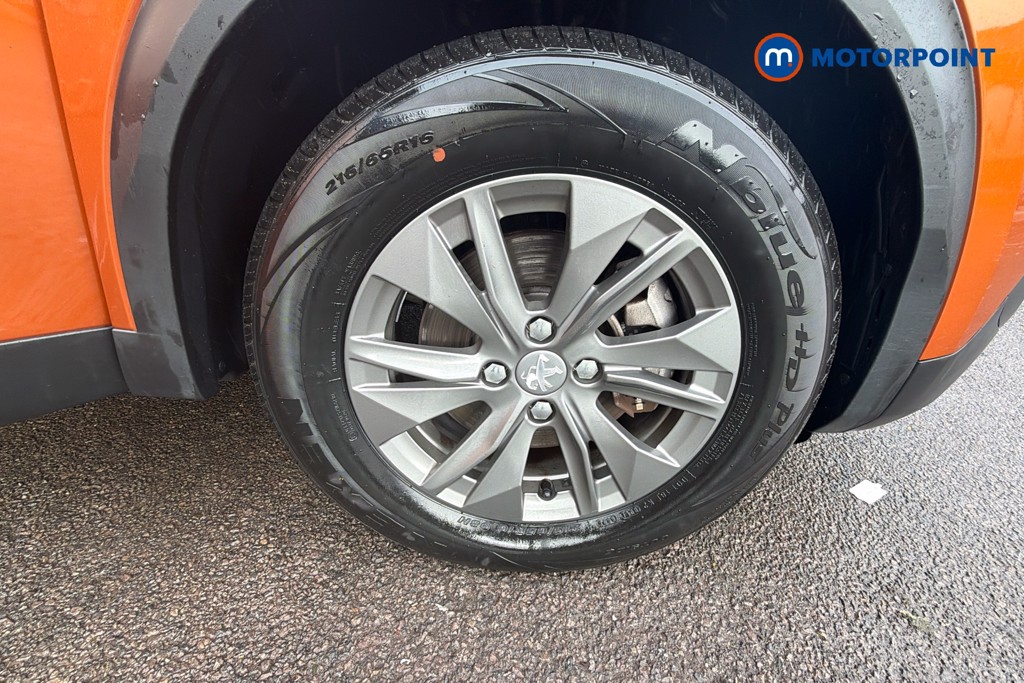 Peugeot 2008 Active Premium-Plus Automatic Electric SUV - Stock Number (1672712) - 1st supplementary image