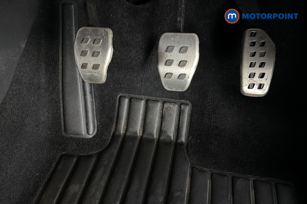 Renault Clio Esprit Alpine Manual Petrol Hatchback - Stock Number (1673030) - 24th supplementary image