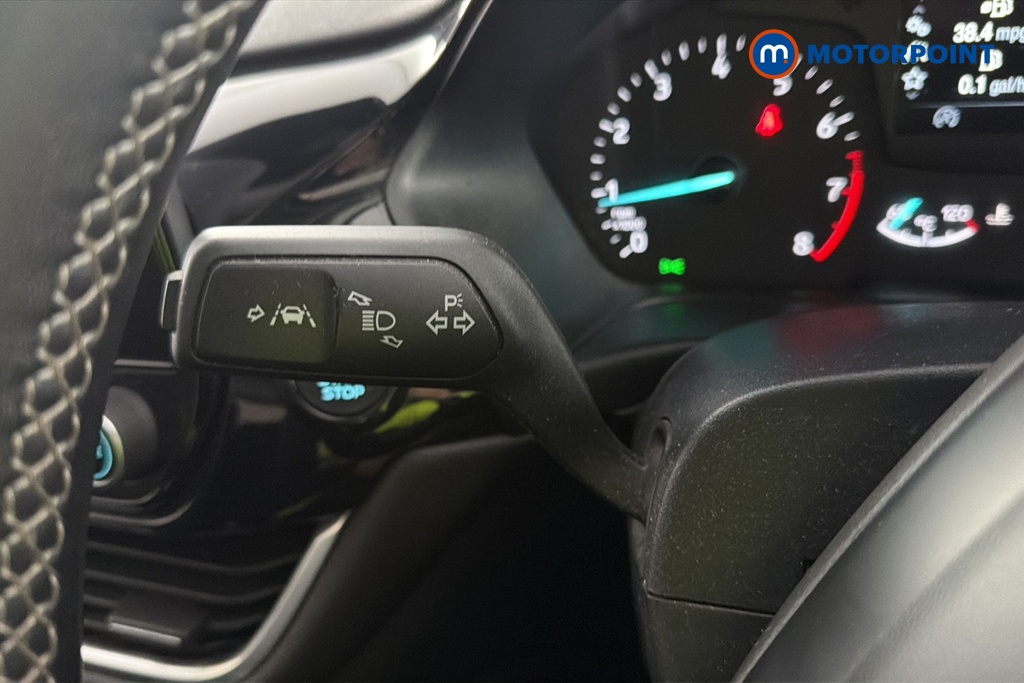 Ford Fiesta Titanium Manual Petrol Hatchback - Stock Number (1673055) - 5th supplementary image